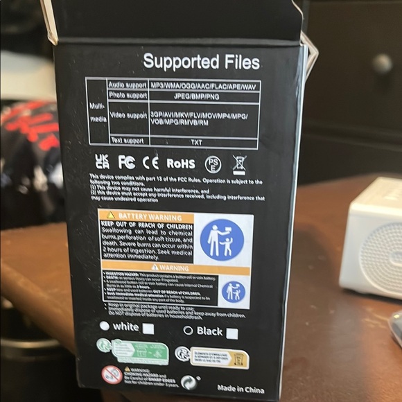 White LED Projector with Remote - Picture 2 of 5